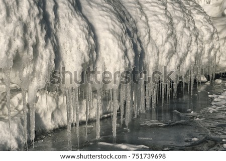 icicle lake Baikal