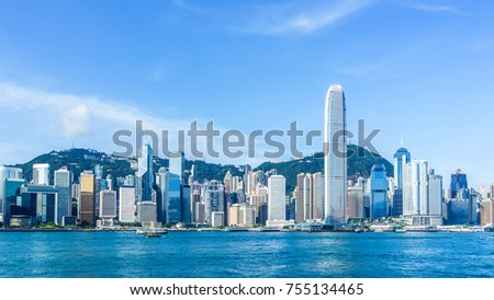 view of victoria harbour in Hong Kong