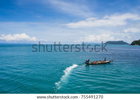 Boat ride to the island in Samui 