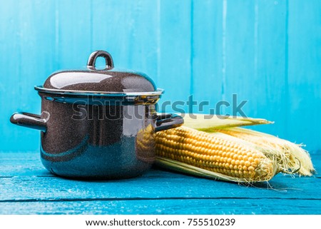 Photo of iron pan with corn