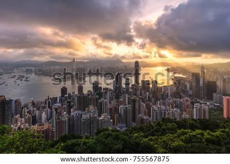 Sunrise from the Peak, in Hongkong