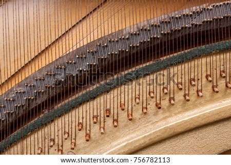 End an old piano, which has left only the strings.