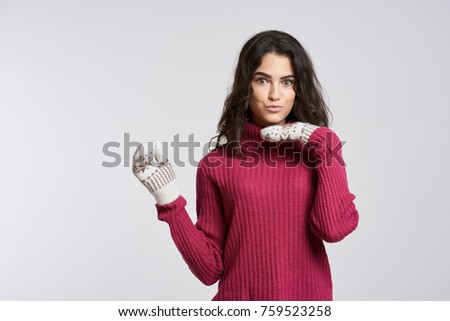 woman, mittens, winter,free place                               