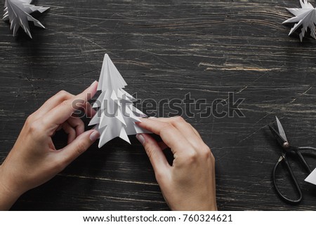 Origami Christmas tree making. Step by step, tutori