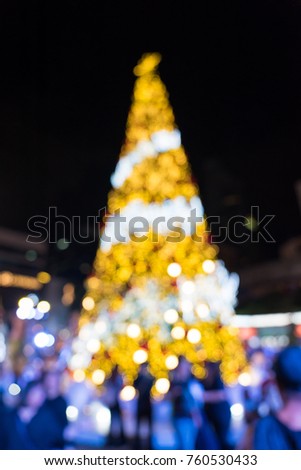 Blurred picture : Christmas and happy new year celebration decorative light