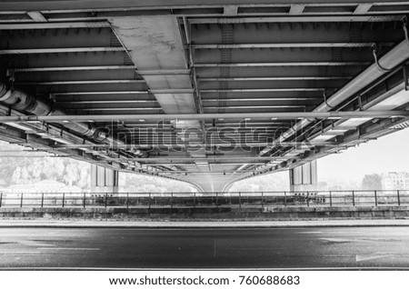 Bridge construction, symmetrical photography