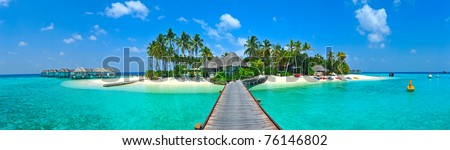 Maldives island Panorama Royalty-Free Stock Photo #76146802