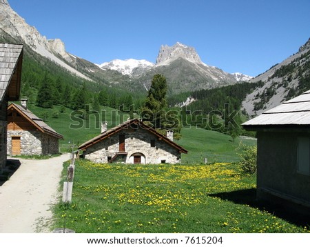 VALLEE ETROITE, FRANCE - ITALIE Royalty-Free Stock Photo #7615204
