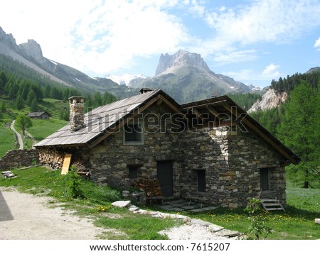 VALLEE ETROITE, FRANCE - ITALIE Royalty-Free Stock Photo #7615207