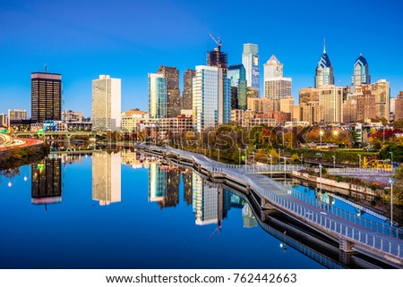 Philadelphia, Pennsylvania, USA skyline on the river.