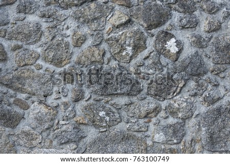 wall with granite stones