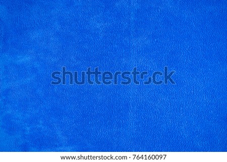 The texture of the blue tissue is microfiber.