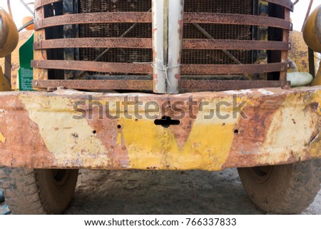 Old rust car front