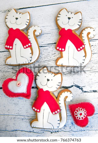 Christmas gingerbread with cat