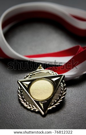 Blank gold medal