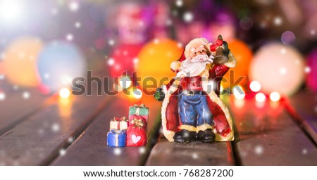 Santa Claus with blurred background on Christmas and New year night with gleam light in Halloween night /Adjustment blurred for background and adjustment size for banner, cover, header