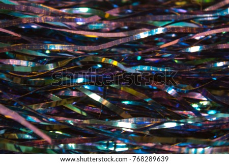 The structure of holiday tinsel