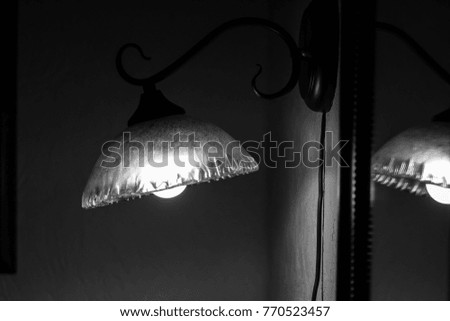 Wall lamp with glass shade