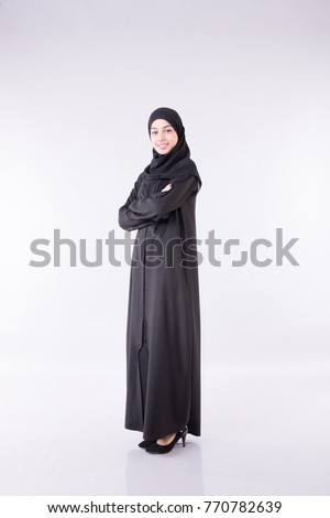 Arab beautiful woman on gray backgound