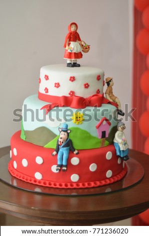 birthday cake theme red riding hood