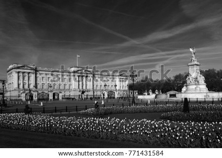 Summer view of the frontage of Buckingham Palace and Queen Victoria Monument, St James, London, England, UK