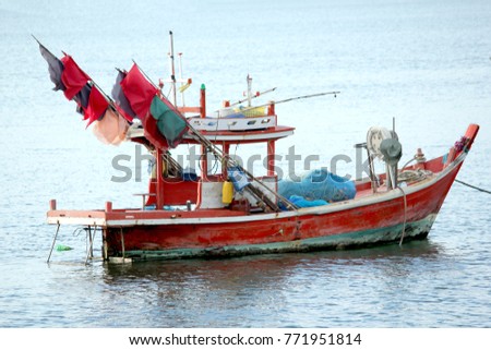 Picture of fishing boat.
