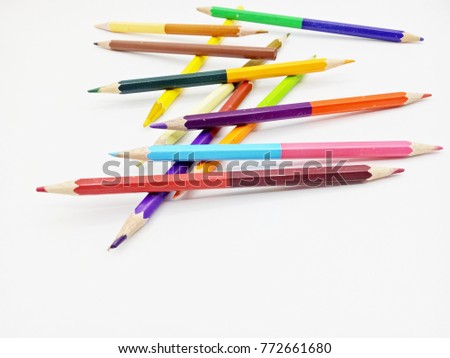 Colored pencils For coloring Put together on a white background.