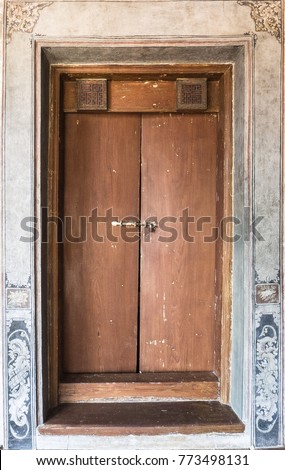 Old wood door Chinese style