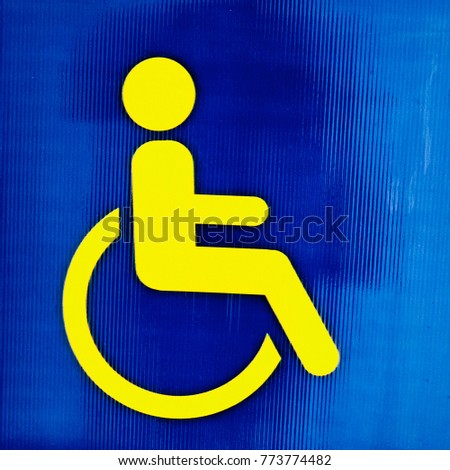 patient sign with blue background 