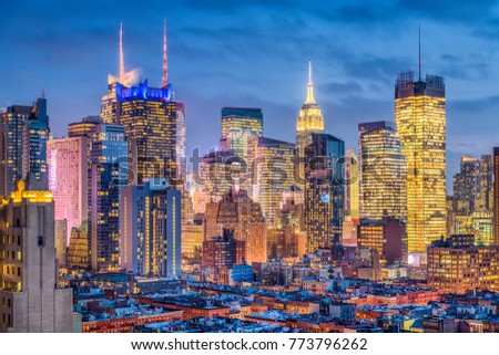 New York, New York, USA Midtown Manhattan cityscape.