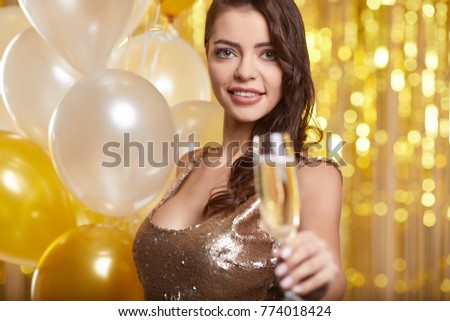Woman Gold Dress, Fashion Model with Champagne in Long Golden Gown, Girl Celebrating Holiday