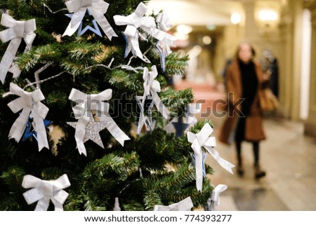 Image of decorated Christmas tree with balls and beads