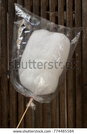 white cotton candy