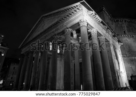 picture of the Pantheon of Rome taken at night, Italy