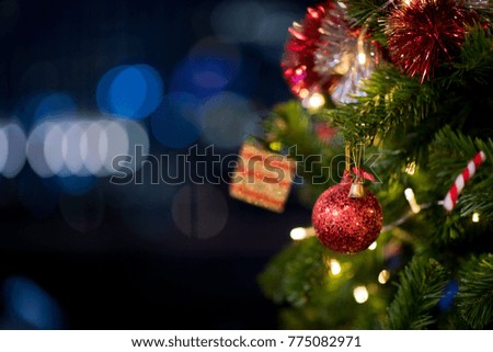 decorate christmas . ball color
