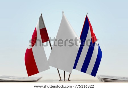 Flags of Greenland and Cuba with a white flag in the middle