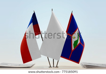 Flags of Chile and Sint Eustatius with a white flag in the middle