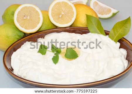 homemade lemon mus with fresh lemons