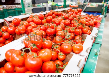 Tomatoes on the counter market