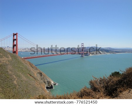 Sunny Clear Day View of the Golden Gate Bridge in San Francisco