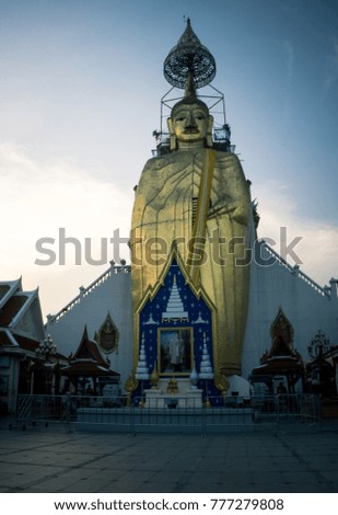 Explore Bangkok holidays and discover the best time and places to visit. 
