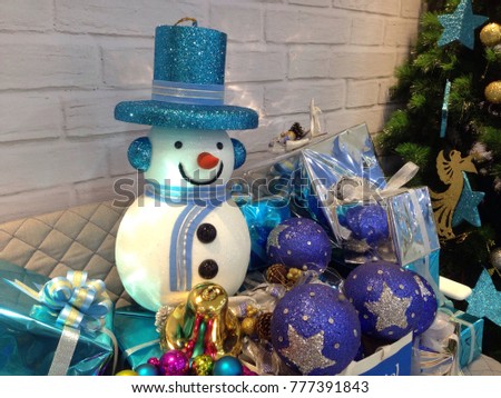 Set of gift boxes with snowman