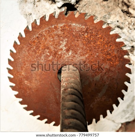 old rusty metal circle saw