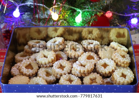 Bake cookies for Christmas