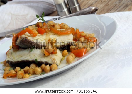cod with red pepper and chickpeas.
