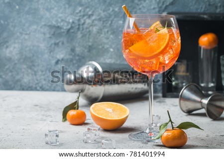 Aperol spritz cocktail Royalty-Free Stock Photo #781401994