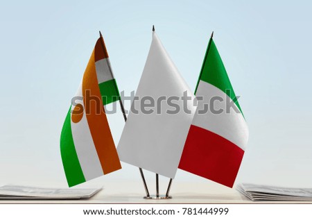 Flags of Niger and Italy with a white flag in the middle