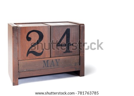 Wooden Perpetual Calendar set to May 24th
