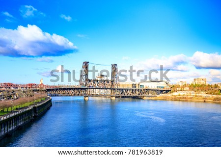 Steel bridge across Willamette river in Portland, Oregon