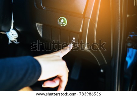 Finger driver turn on switch in car